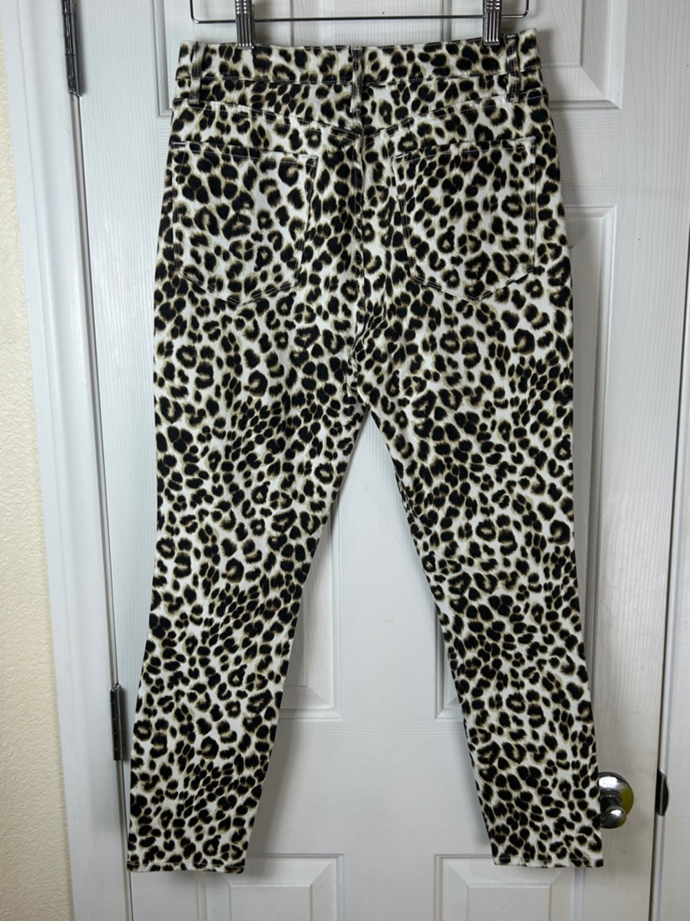 FRAME Ali High Rise Cigarette Jeans Leopard Print Beige Multi Size 30 - Picture 9 of 11